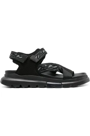 Shops hugo boss mens flip flops