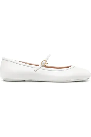 Gianvito Rossi Round-toe leather ballerina shoes