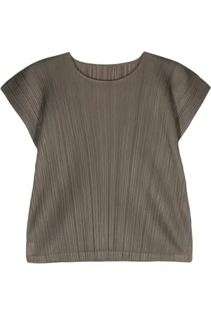 PLEATS PLEASE ISSEY MIYAKE Monthly Colors: March pleated top