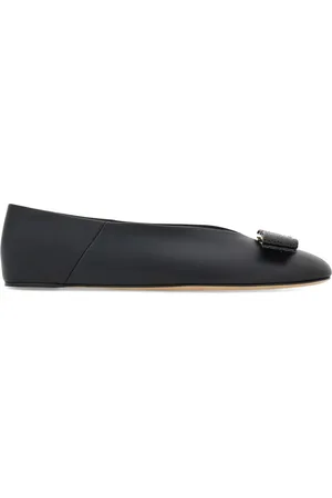 Salvatore Ferragamo Vara leather ballerina shoes