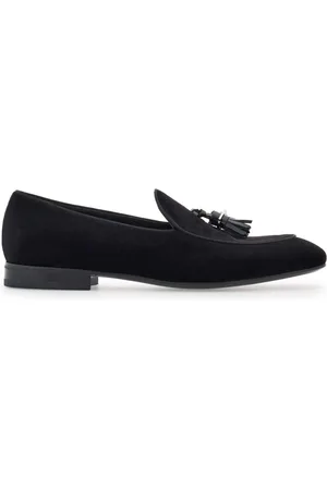Salvatore Ferragamo Tasselled velvet loafers