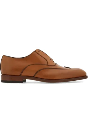 Salvatore Ferragamo Wingtip leather Oxford shoes