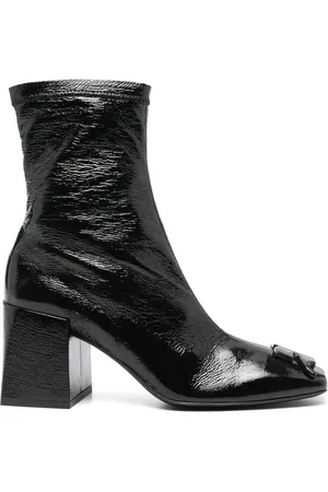 Courrèges Logo-appliqué patent leather boots