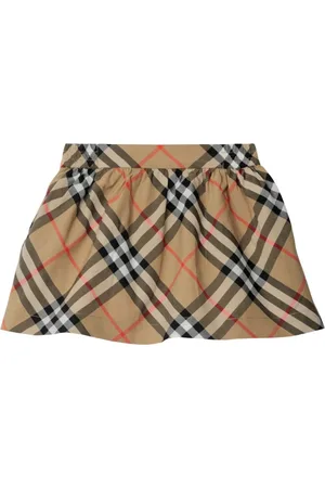 Burberry Children hotsell Girls Nova Check Pleated Skirt 10