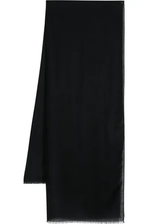 D4.0 Fringed scarf