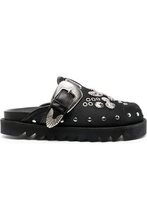 TOGA PULLA EYELET METAL SABOT
