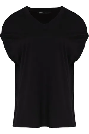 Uma Raquel Davidowicz Cotton top