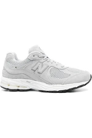 New Balance M2002W sneakers