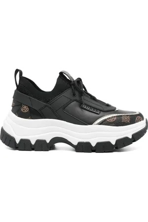 Guess Logo-panelled sneakers