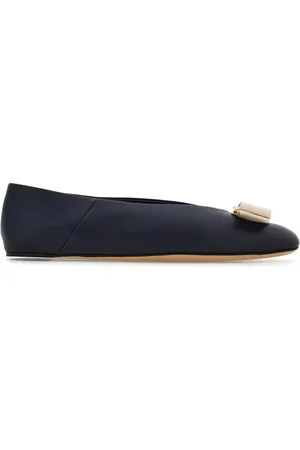 Salvatore Ferragamo Vara bow ballerina shoes