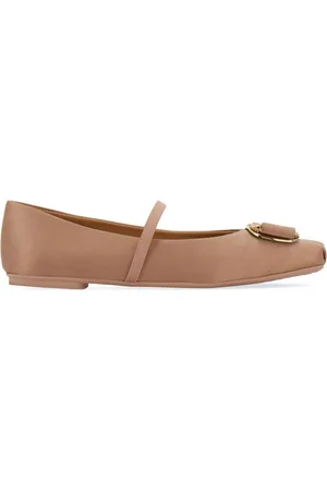 Salvatore Ferragamo New Vara plate ballerina shoes