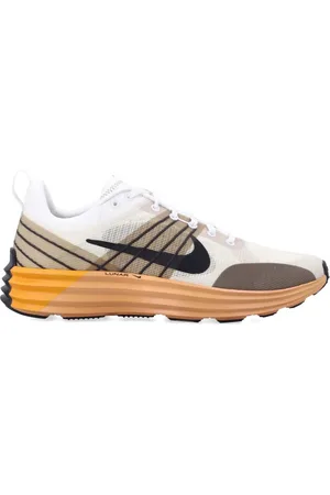 Nike Lunar Roam sneakers