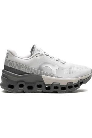On Running Cloudmonster 2 sneakers