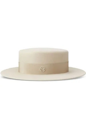Le Mont St Michel Kiki hat