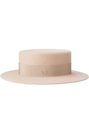 Le Mont St Michel Kiki hat