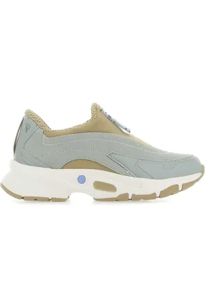 Alexander McQueen Aratana 2.0 sneakers