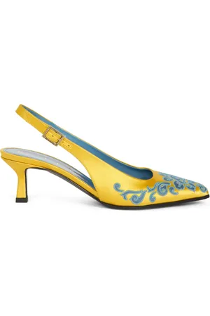 Etro Embroidered pumps