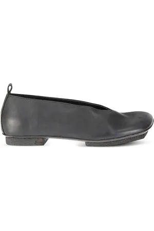 UMA WANG Leather flat pumps