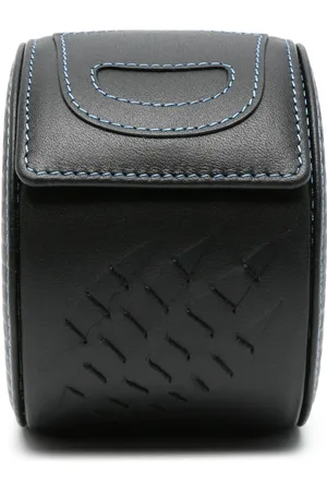 Kross Studio X DC Comics Catwoman watch box