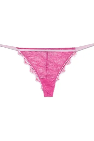 LOVE Stories Charlotte briefs