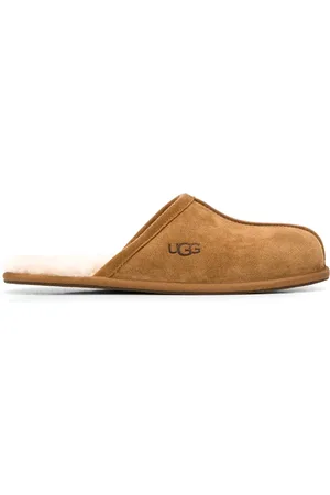 UGG Scuff sheepskin slippers