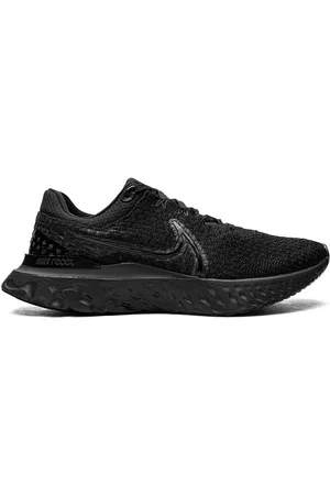 Nike React Infinity Run Flyknit 3 "Triple " sneakers