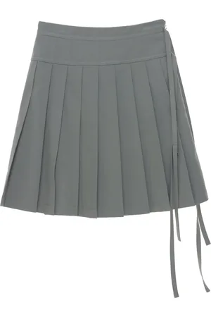 Low Classic Pleated skirt
