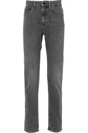 HUGO BOSS Logo-patch tapered jeans