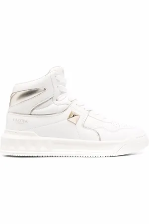 VALENTINO GARAVANI Roman Stud-embellishment lace-up sneakers