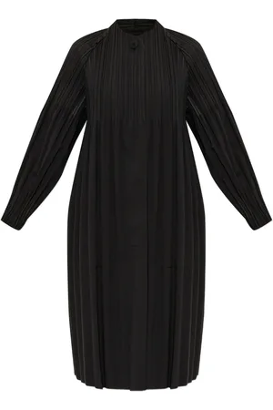 PLEATS PLEASE ISSEY MIYAKE Pleated coat