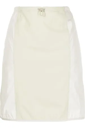 Low Classic Knee-length skirt
