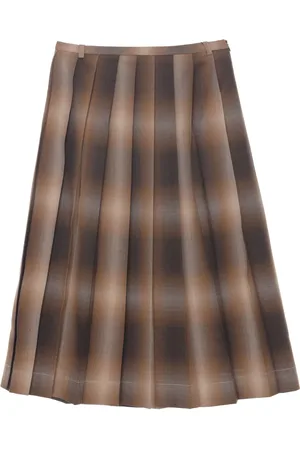 Low Classic Checked pleated skirt