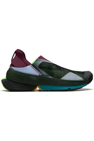 Nike Go Flyease slip-on sneakers