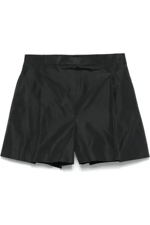 Co.go Pleat-detail shorts