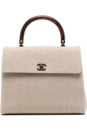 CHANEL 2001 medium Kelly flap bag
