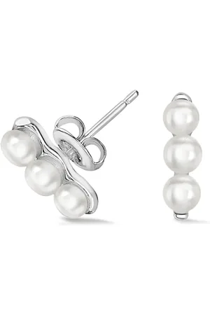 Dower and Hall Timeless Triple Pearl Bar studs