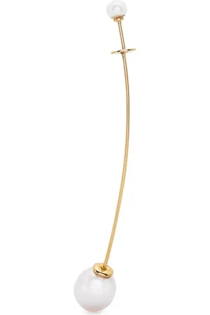 Beatriz Palacios Floating Pearl single earring