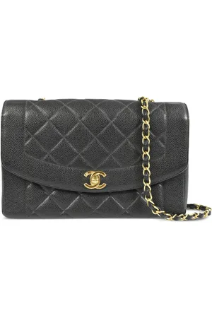CHANEL 1998 Diana shoulder bag