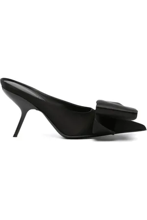 Salvatore Ferragamo Pointed-toe 90mm leather mules