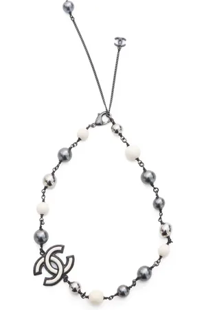 CHANEL 2013 CC pearl necklace
