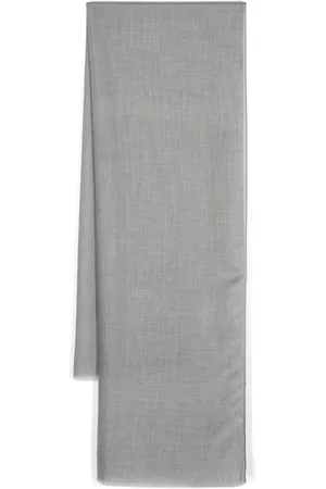 D4.0 Fringed scarf