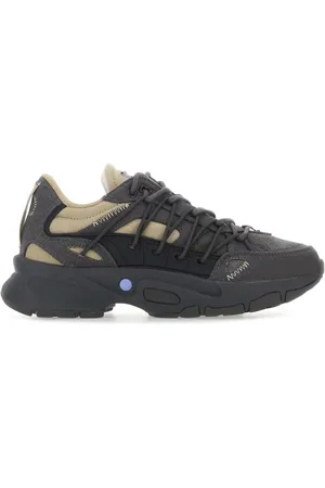 Alexander McQueen Aratana sneakers