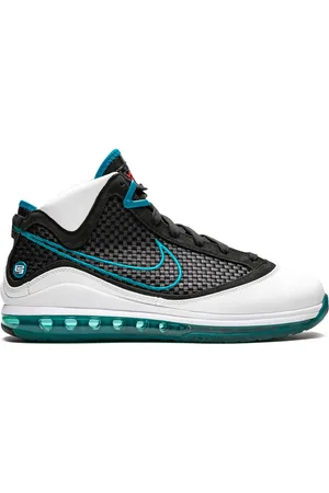 Nike Air Max LeBron 7 NFW "Red Carpet" sneakers