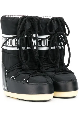 Moon Boot Lace up logo snow boots