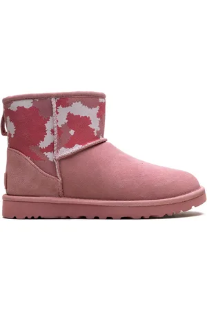 UGG Classic Mini " /Jagged Camo" ankle boots