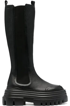 Bally Round-toe leather boots