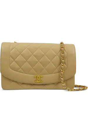 CHANEL 1995 medium Diana shoulder bag