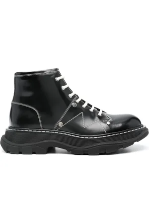 Alexander McQueen Tread lace-up boots