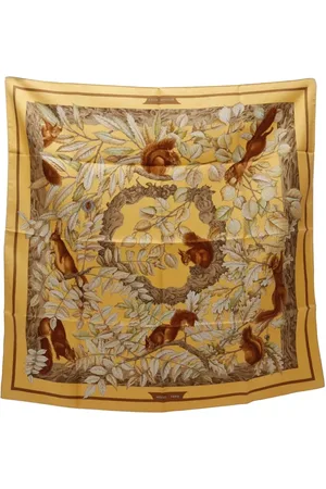 Hermès 2010s CASSE NOISETTE silk scarf