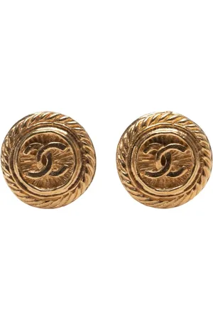 CHANEL 1970-1980 Plated CC Round Clip On Earrings costume earrings